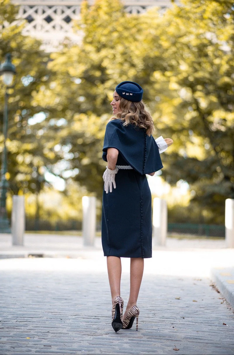 Robe Beckham en crêpe bleu marine