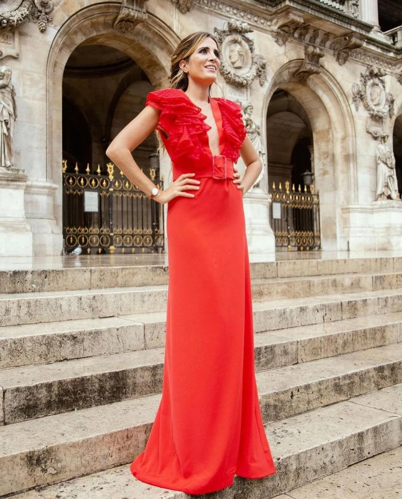 Robe longue du soir rouge à volants