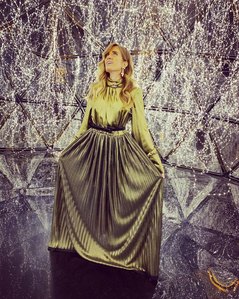 Robe longue du soir Sanchis en faille de soie dorée