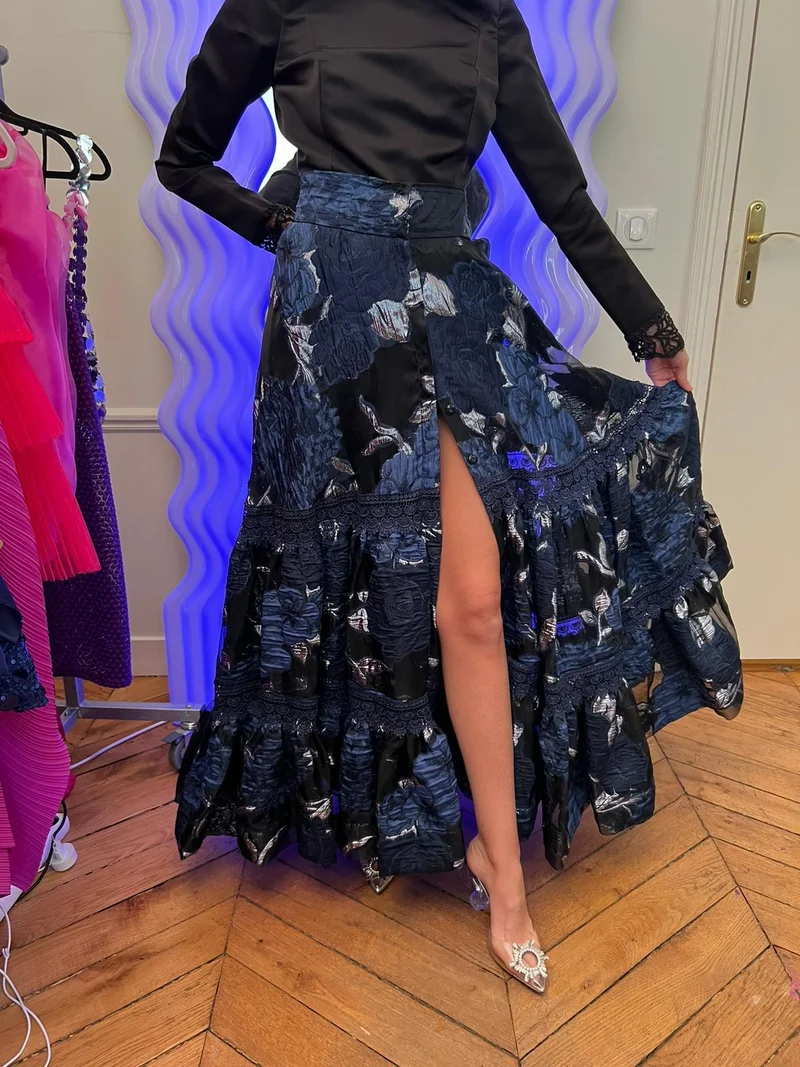 Jupe longue fleurs bleu marine