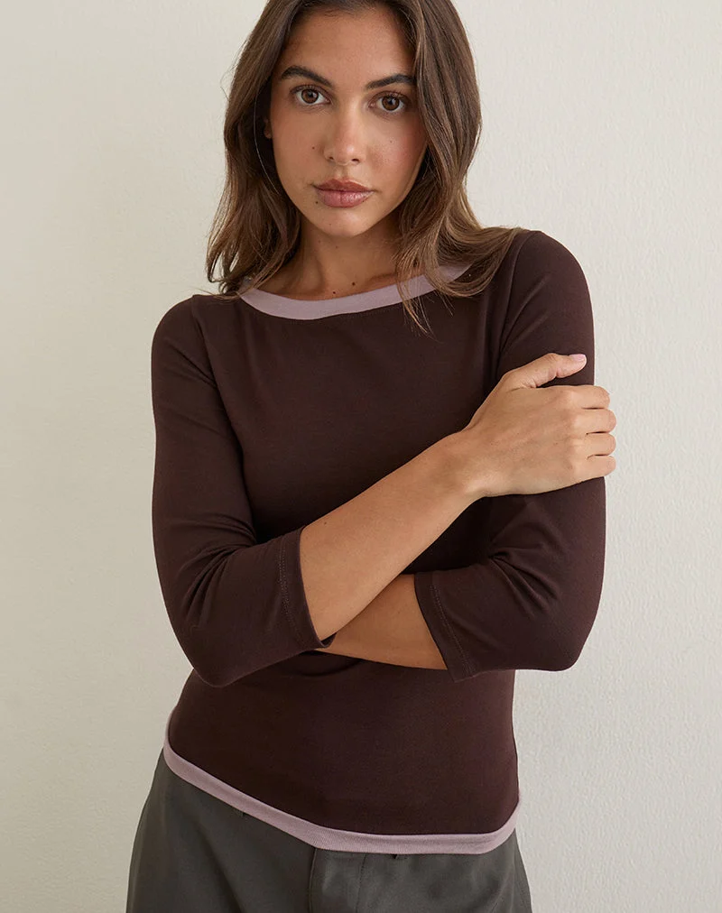 Haut Yones en chocolat noir avec une bordure gris lavande