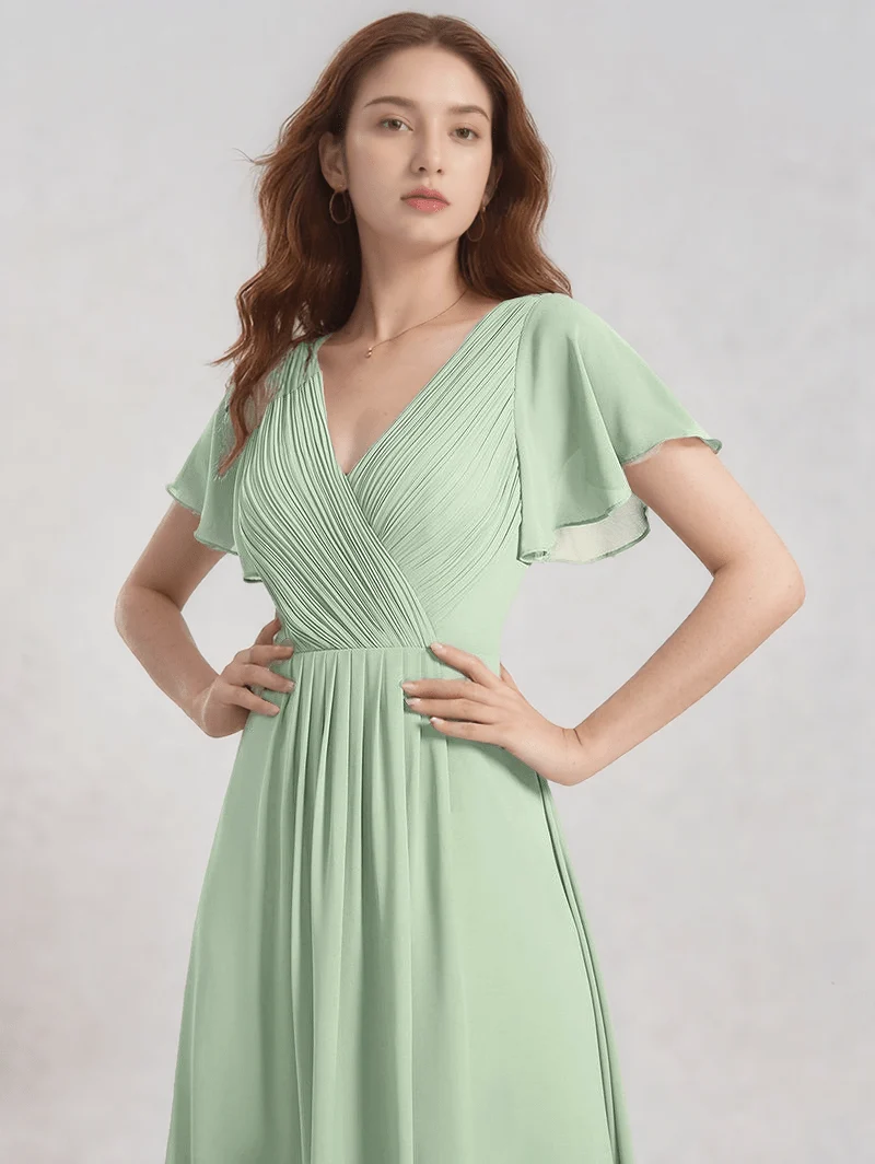 Robe invitée au mariage vert sauge asymétrique
