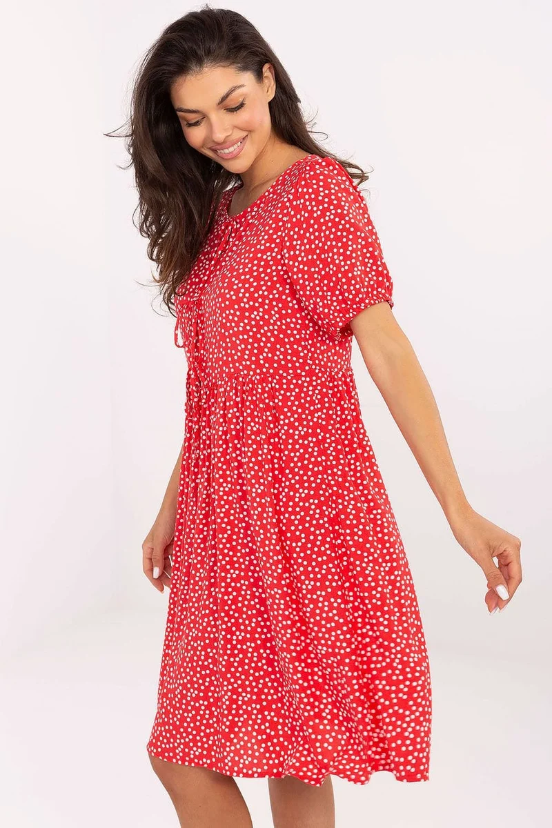 Robe d'été rouge à pois fluide