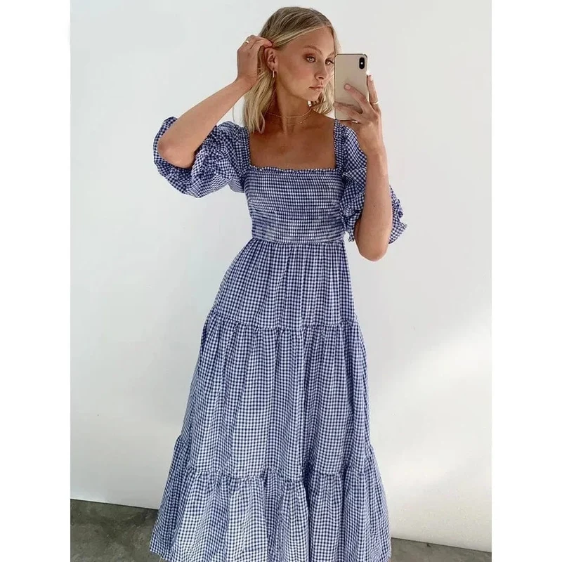 Robe été midi motif carreaux col carré