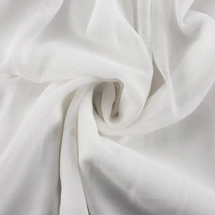 Robe courte blanche à manches longues