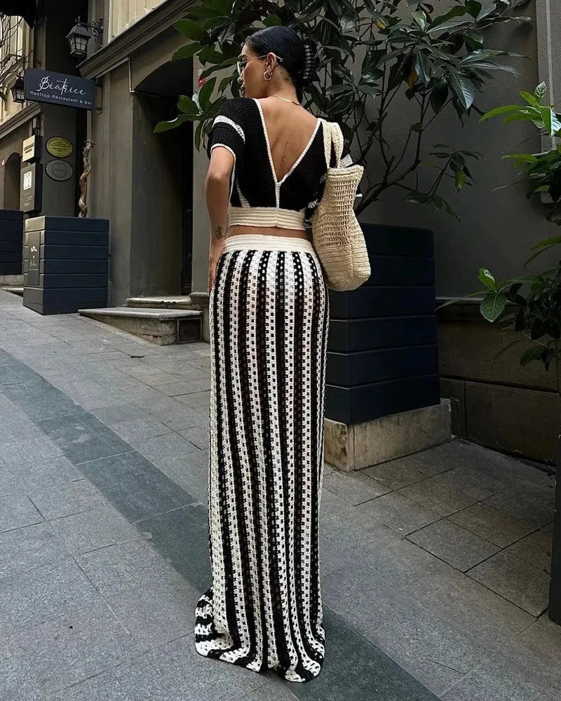 Ensemble été en maille rayée avec jupe longue ajourée et top court