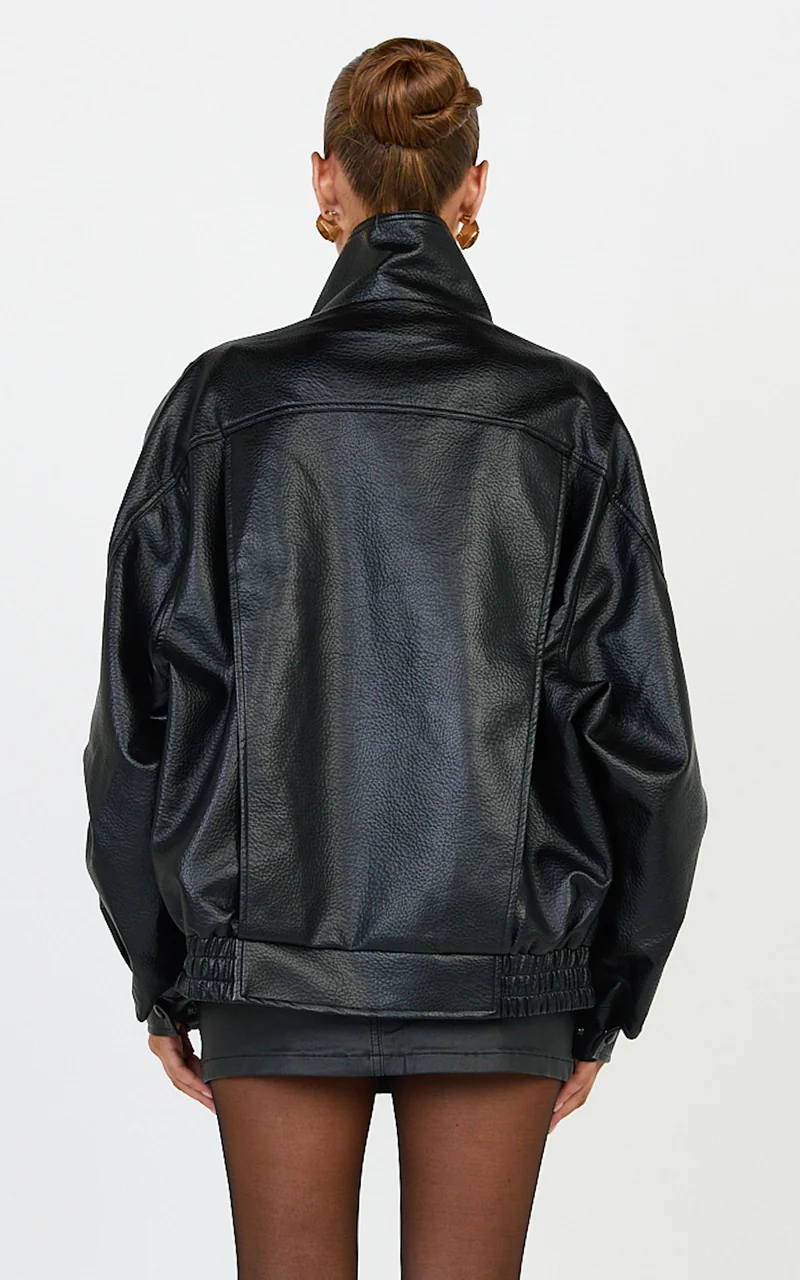 Lioness - Rogue Bomber in Onyx
