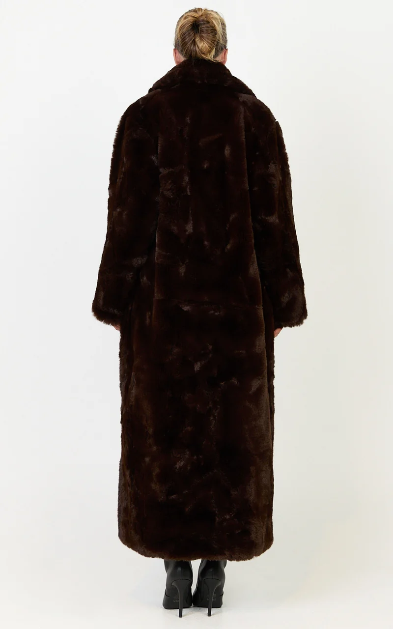 Dana Coat - Longline Faux Fur Coat in Chocolate