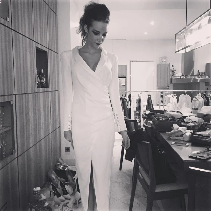 Robe smocking blanche à détails scharowsky