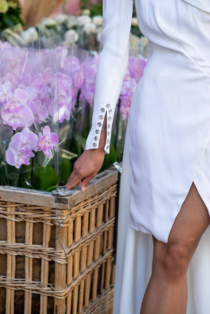 Robe smocking blanche à détails scharowsky