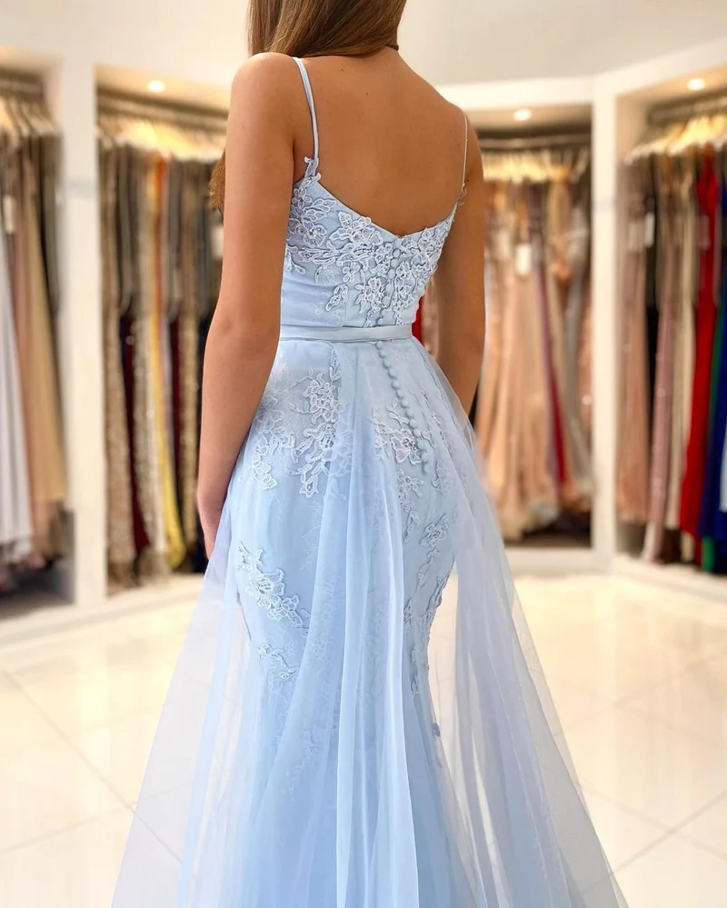Robe de bal sirène élégante en dentelle bleu ciel avec traîne pour les occasions spéciales