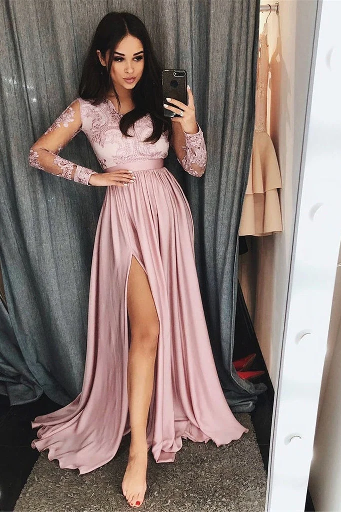 Robe de bal élégante à manches longues avec appliques en dentelle et fente haute