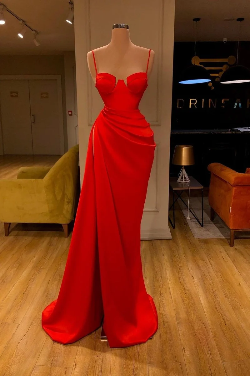 Robe de bal sirène rouge élégante à bretelles spaghetti et fente pour occasions spéciales