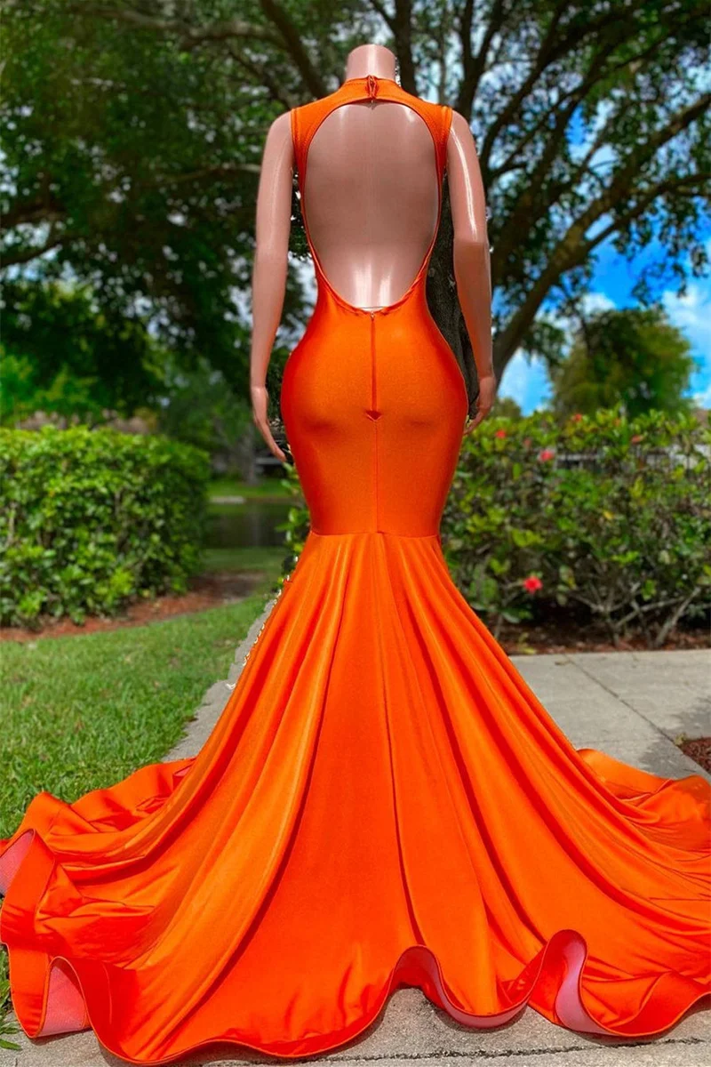 Robe de bal sirène orange vif sans manches à col en V avec appliqués élégants et traîne