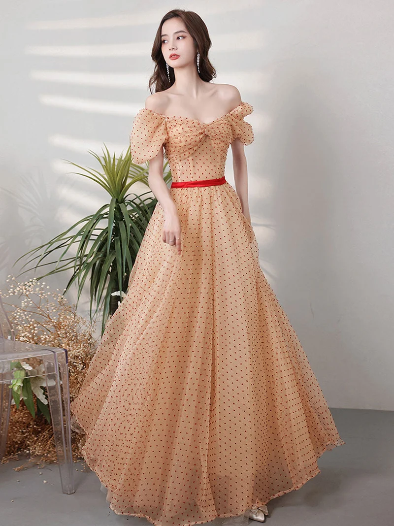 Robe de bal élégante en tulle champagne, coupe trapèze, décolleté en cœur, pour soirées