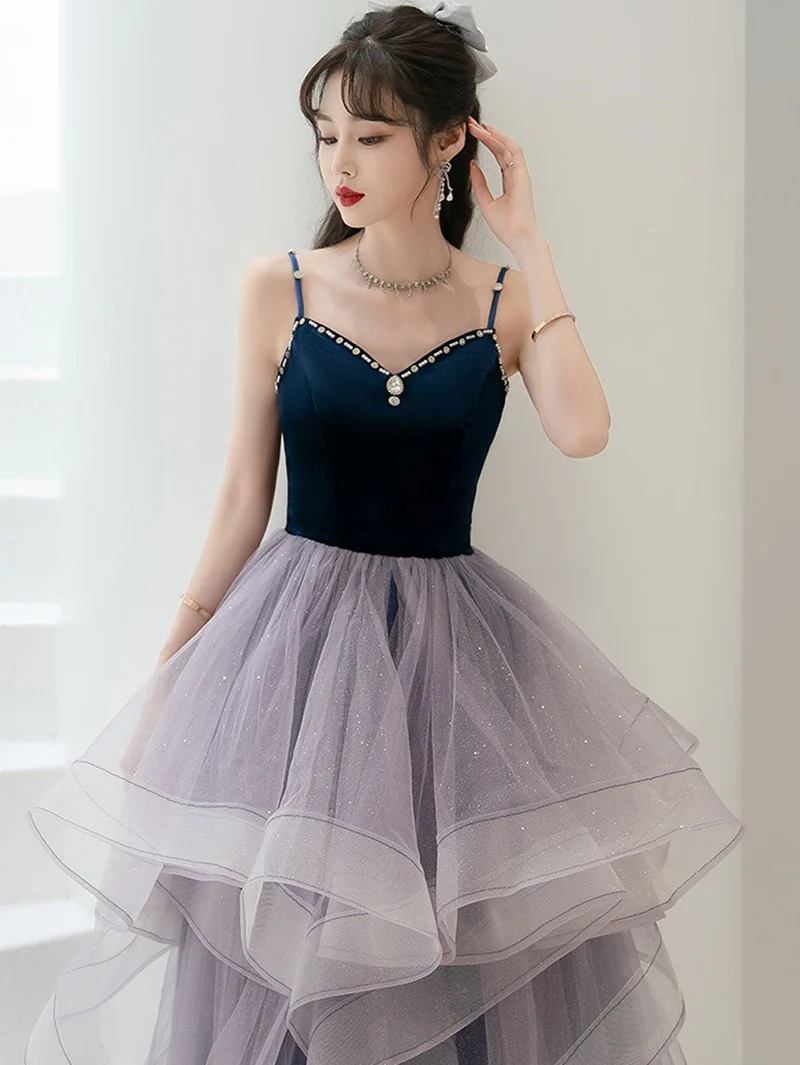 Robe de bal élégante en tulle violet à col en cœur et longueur au sol pour les remises de diplômes
