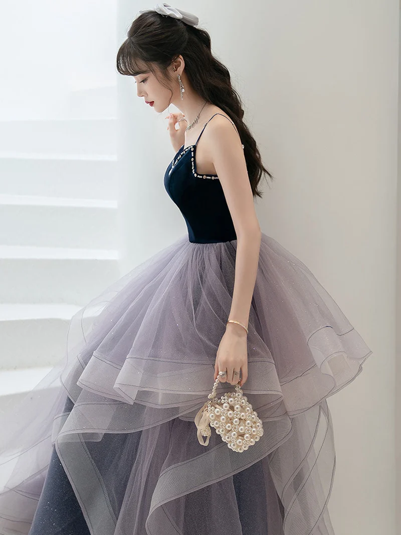 Robe de bal élégante en tulle violet à col en cœur et longueur au sol pour les remises de diplômes