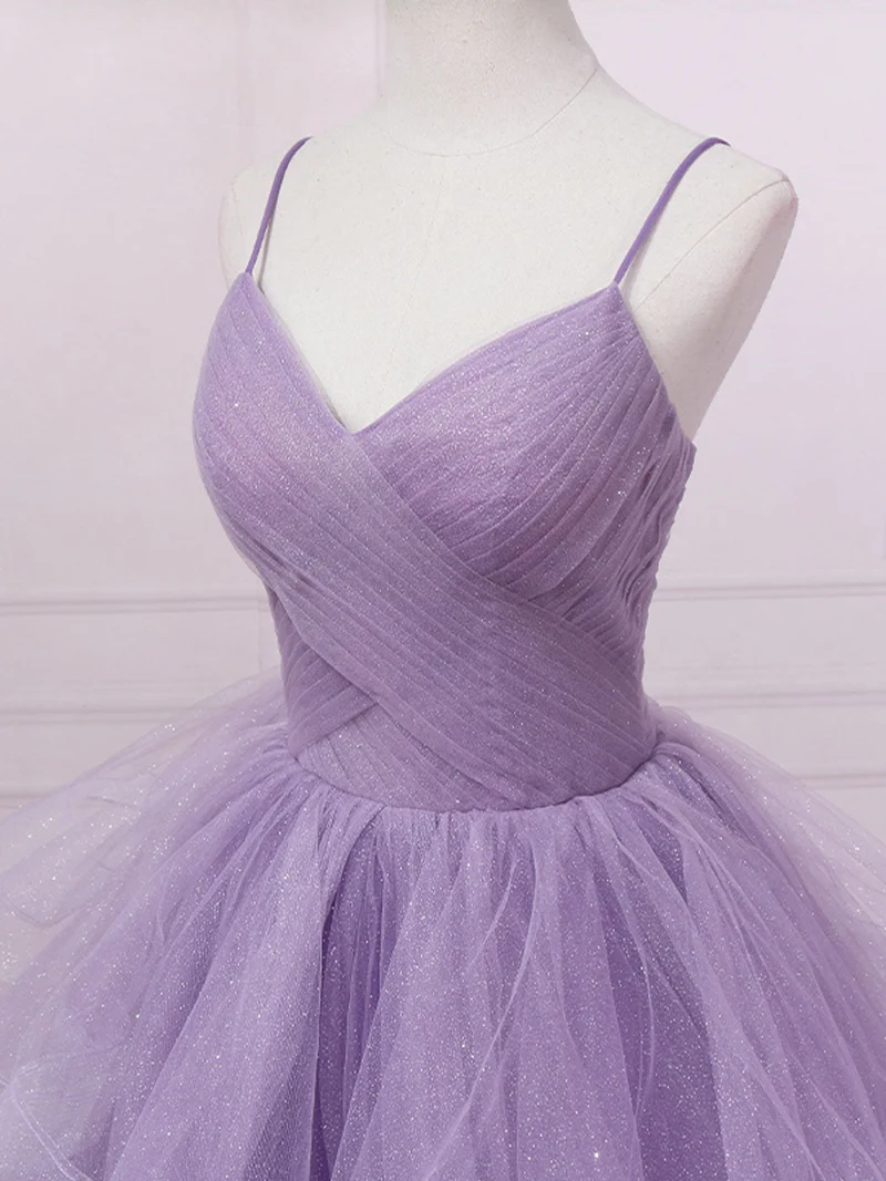 Robe de bal élégante violette à col en V et paillettes, longueur au sol