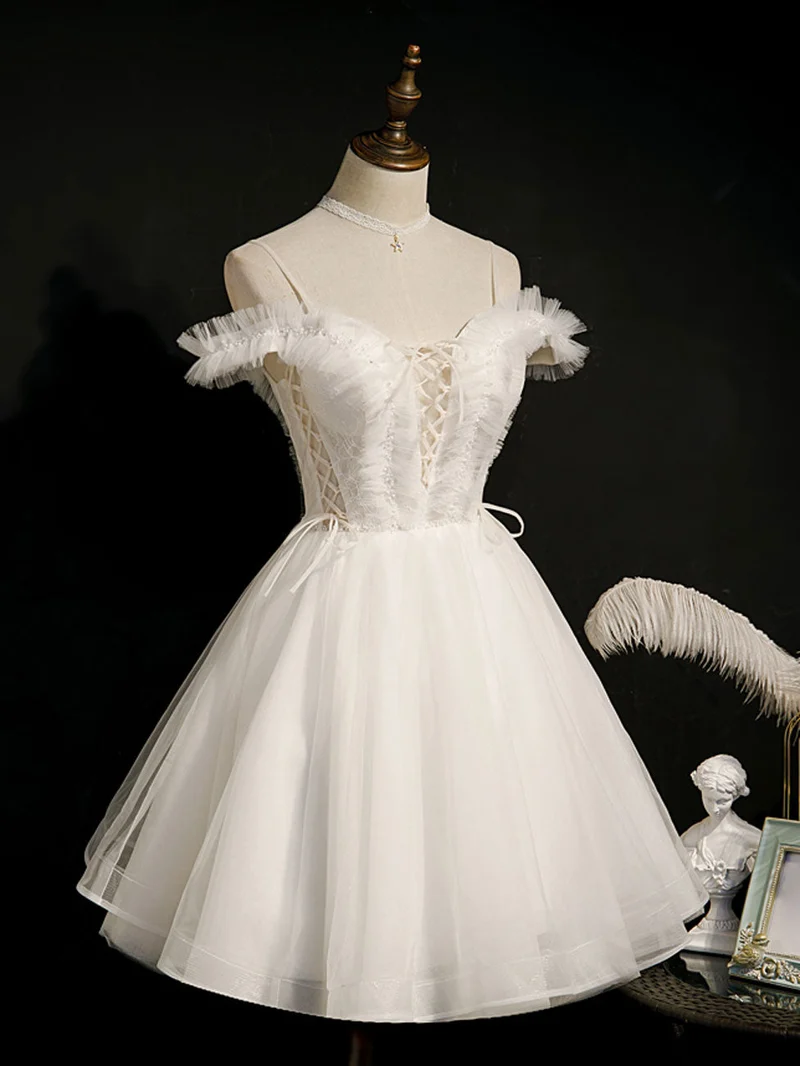 Robe de bal courte blanche élégante à épaules dénudées et tulle bouffant