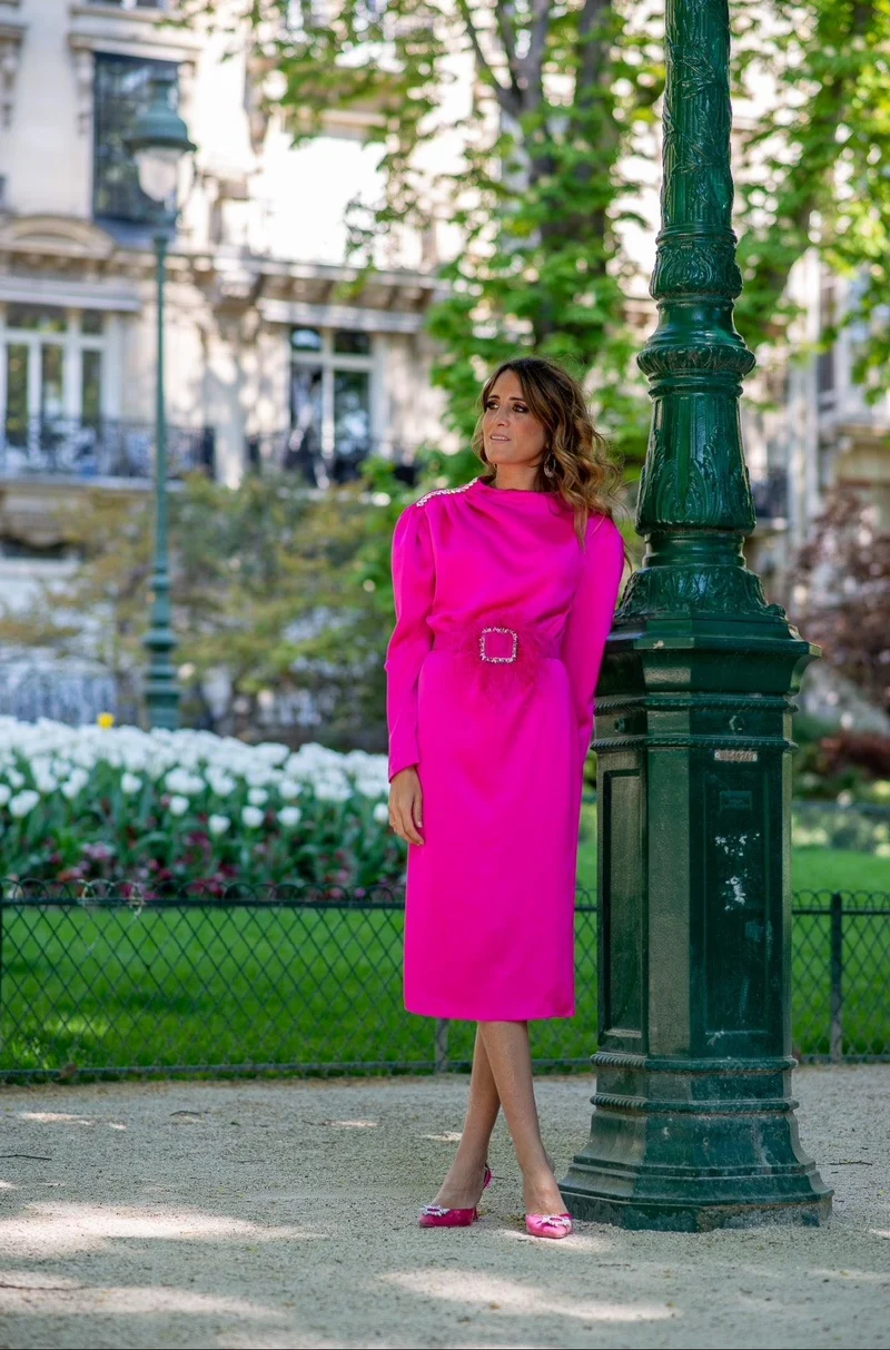 Robe longueur midi fuschia a détails scharowsky