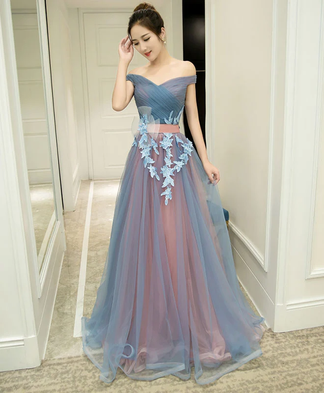 Robe de soirée longue en tulle gris bleu à épaules dénudées