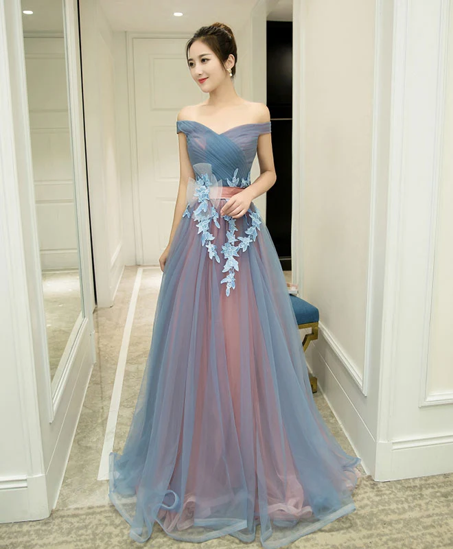 Robe de soirée longue en tulle gris bleu à épaules dénudées