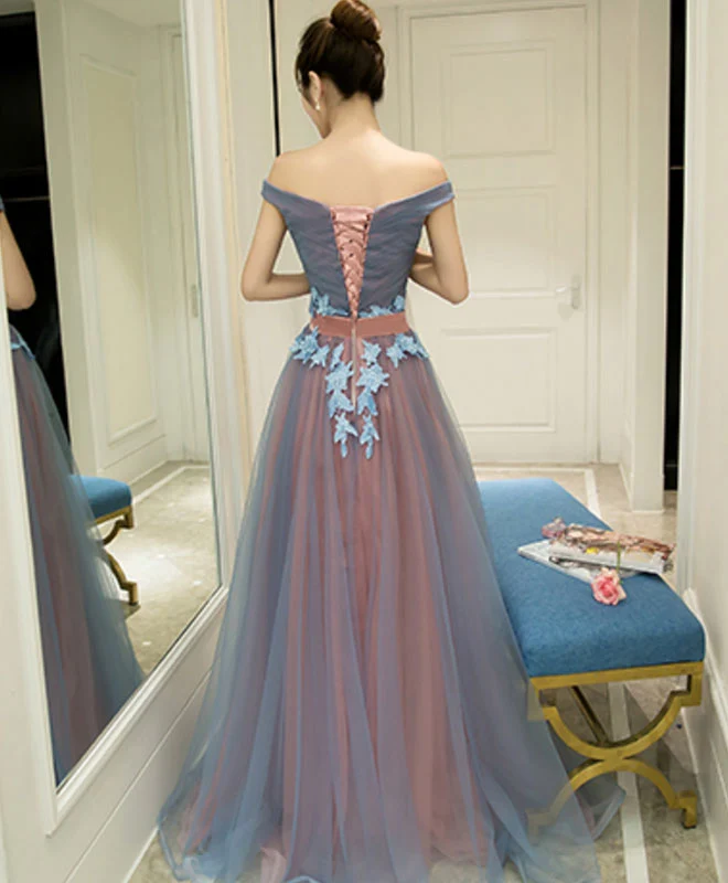 Robe de soirée longue en tulle gris bleu à épaules dénudées