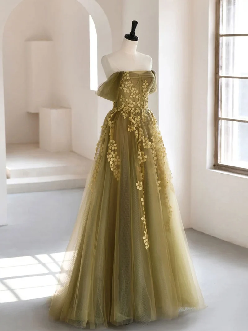 Robe de bal longue en tulle vert et dentelle, coupe trapèze, épaules dénudées, robe de soirée formelle