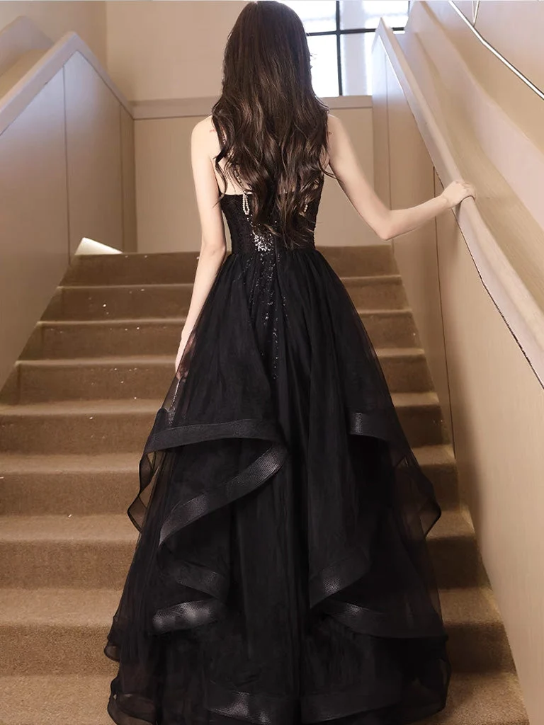 Superbe robe de soirée noire trapèze à col en V et paillettes en tulle