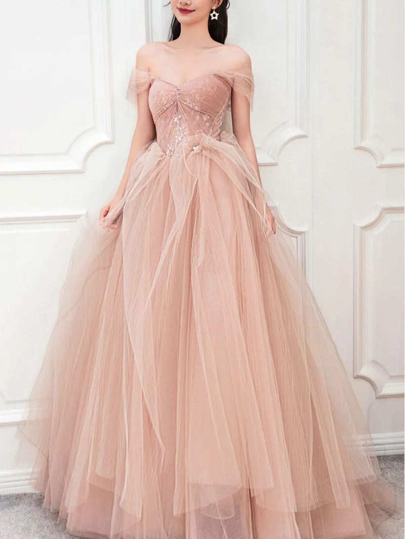 Robe de bal longue en tulle rose à col en cœur