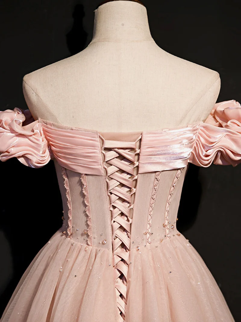 Robe de bal longue transparente en tulle rose à épaules dénudées