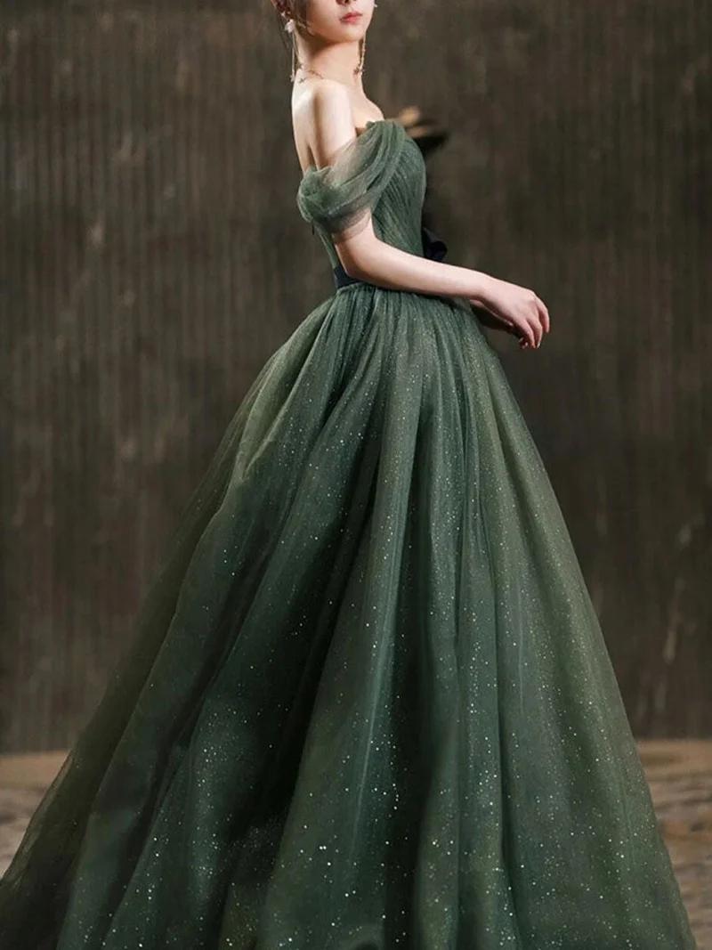 Superbe robe de soirée longue en tulle vert pour femme