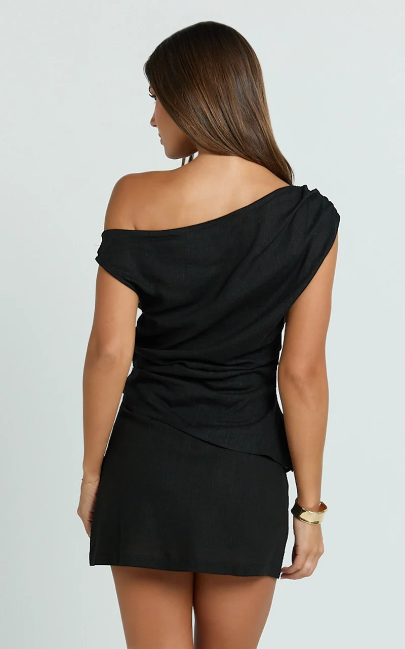 Robilyn Skort - Linen Look Skort in Black