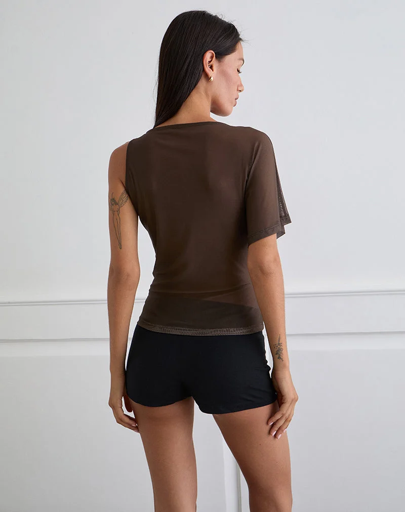 Top asymétrique Balsa en marron avec imprimé de fleurs roses