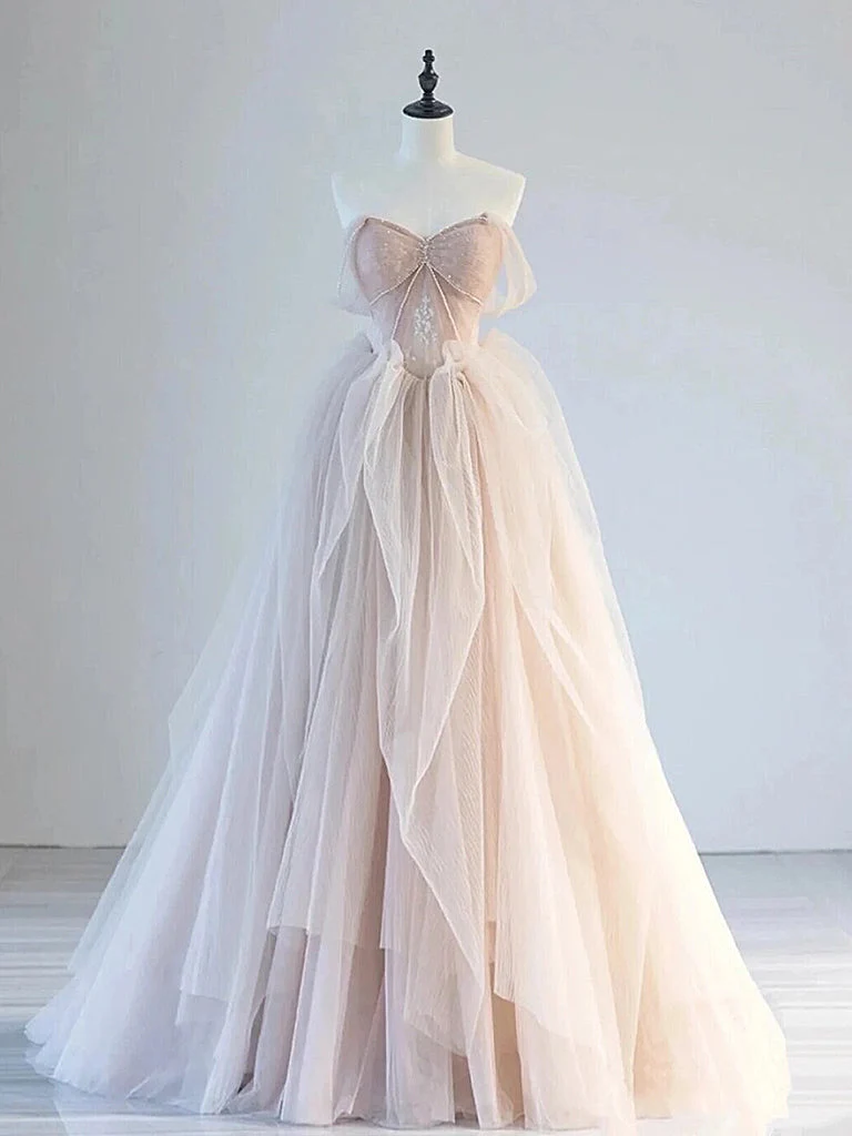 Robe de bal longue en tulle et dentelle rose champagne, coupe trapèze, épaules dénudées