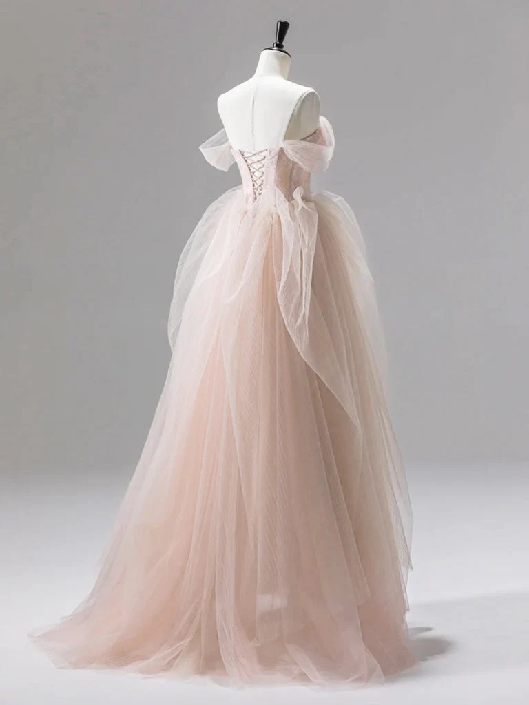 Robe de bal longue en tulle et dentelle rose champagne, coupe trapèze, épaules dénudées