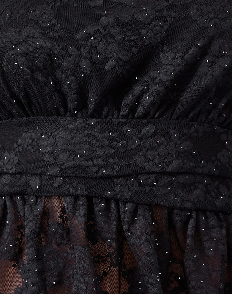 Sayong One Shoulder Top in Floral Lace Black (Top asymétrique en dentelle florale)