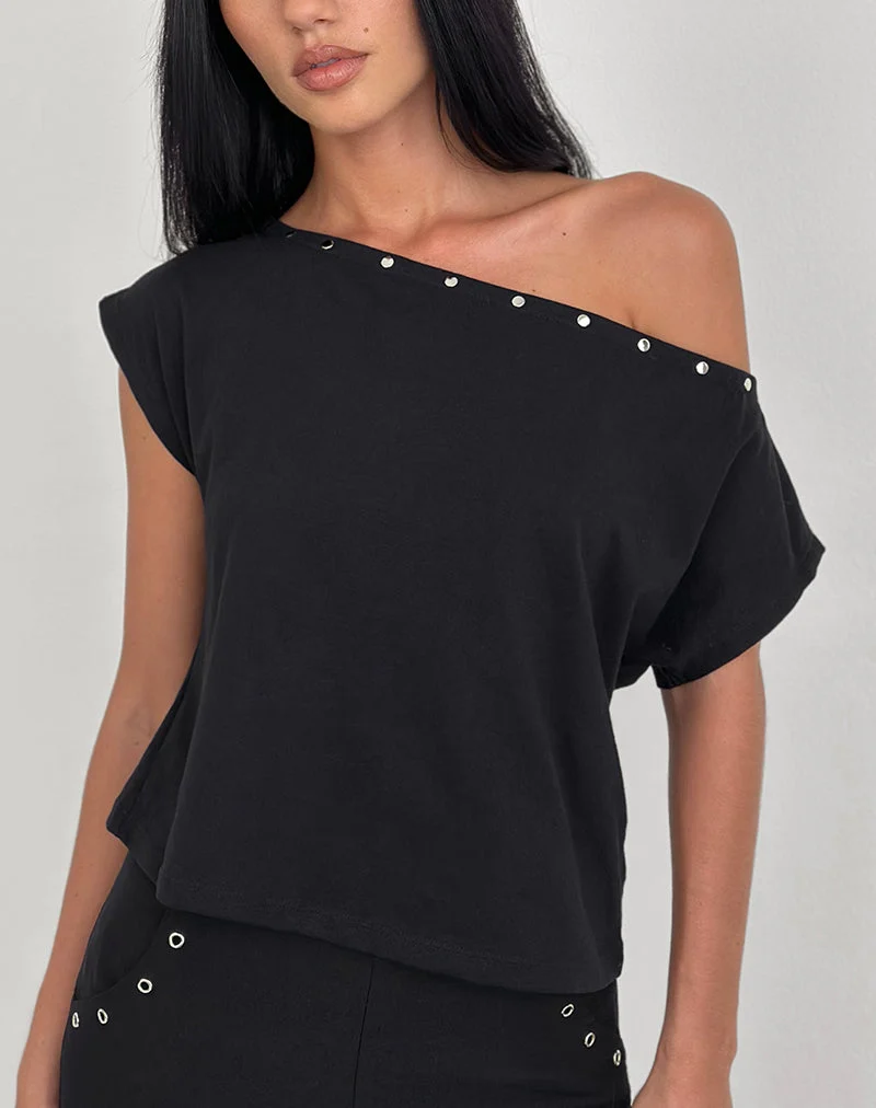 Top Bizzy en jersey noir avec clous
