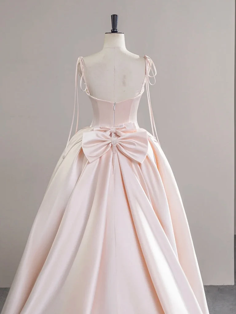 Robe de bal longue élégante en satin rose champagne coupe trapèze