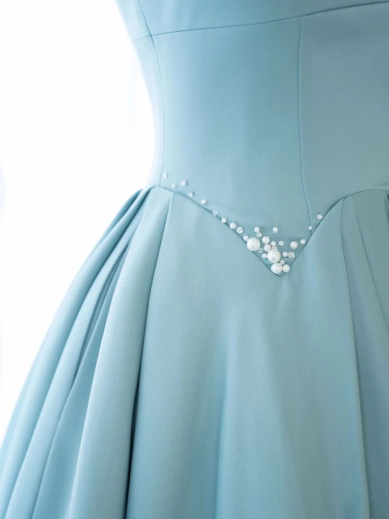 Robe de demoiselle d'honneur longue en satin bleu, jolie robe trapèze