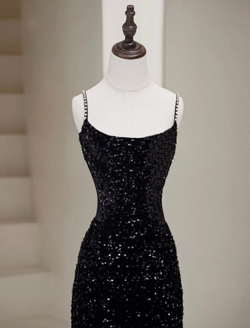 Robe de bal longue noire en velours à paillettes style sirène