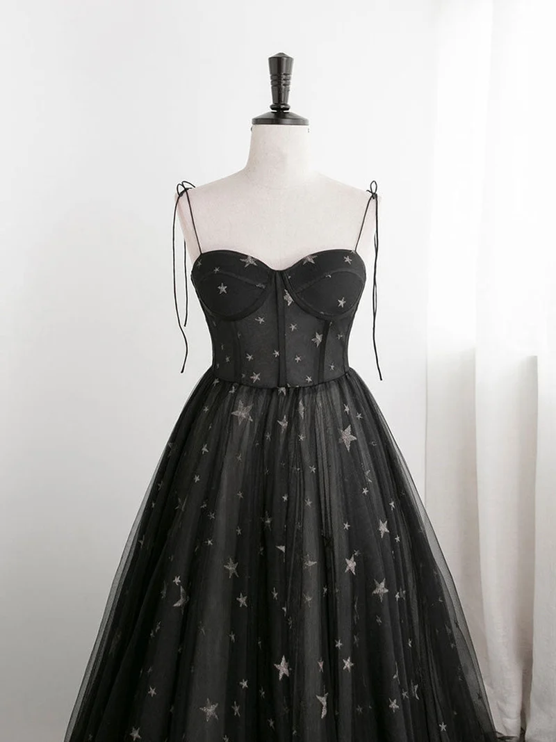 Robe de soirée longue en tulle noir, coupe trapèze, décolleté en cœur