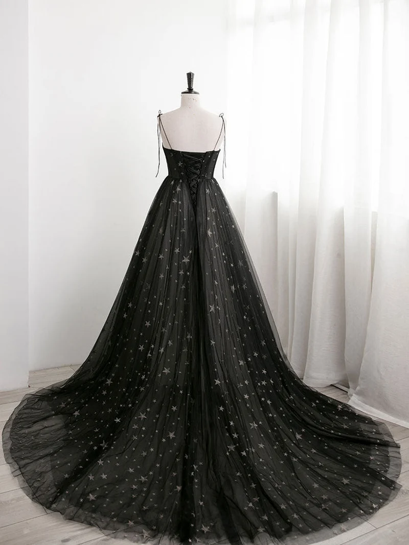 Robe de soirée longue en tulle noir, coupe trapèze, décolleté en cœur