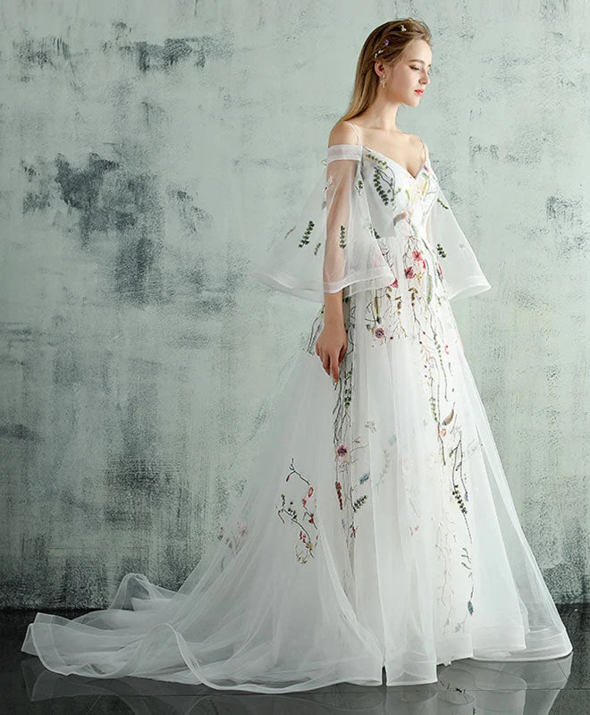 Robe de soirée longue blanche en tulle et dentelle à col en V