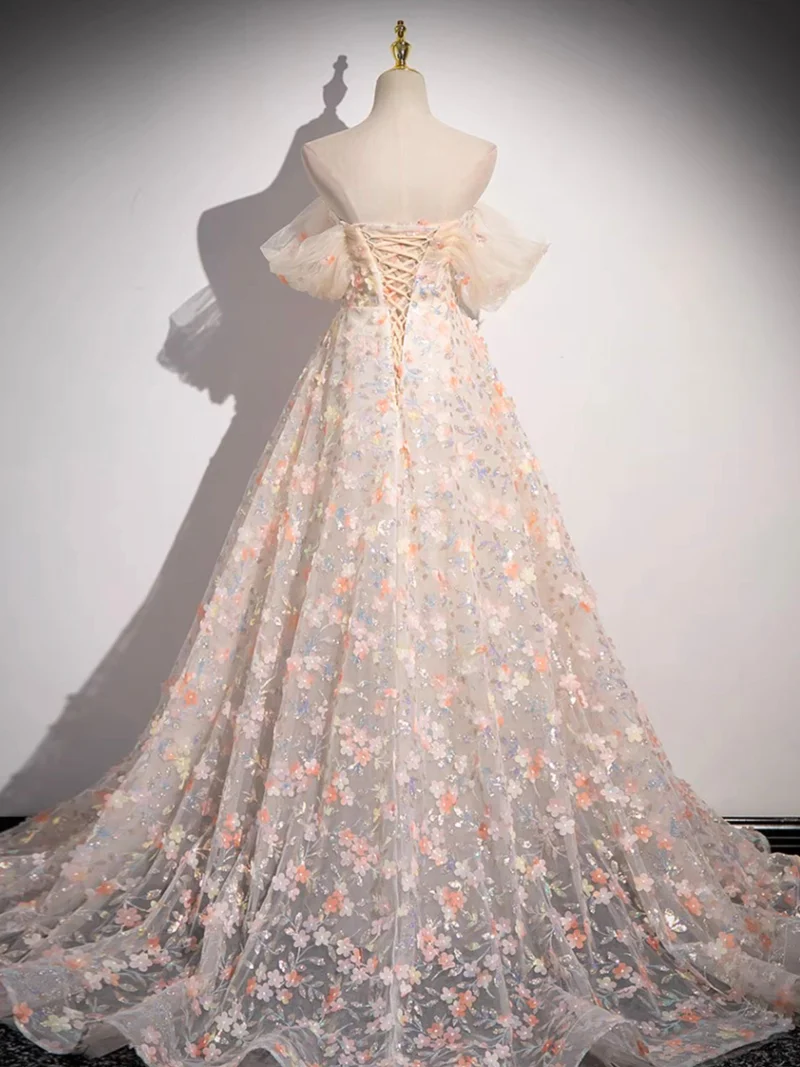Robe de bal longue champagne en tulle et dentelle à épaules dénudées