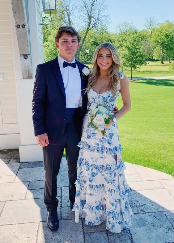 Robe de soirée élégante à volants sans manches