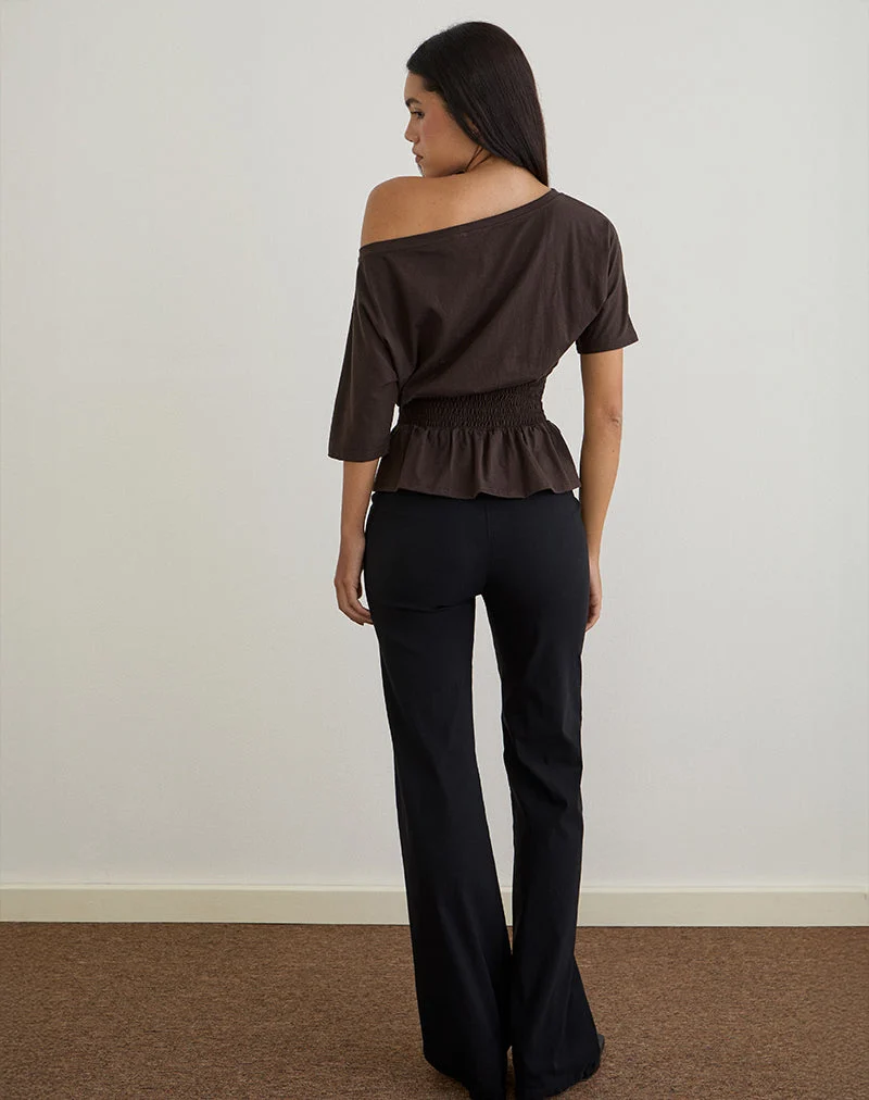 Domani Off the Shoulder Top in Chocolate (Top à épaules dénudées en chocolat)