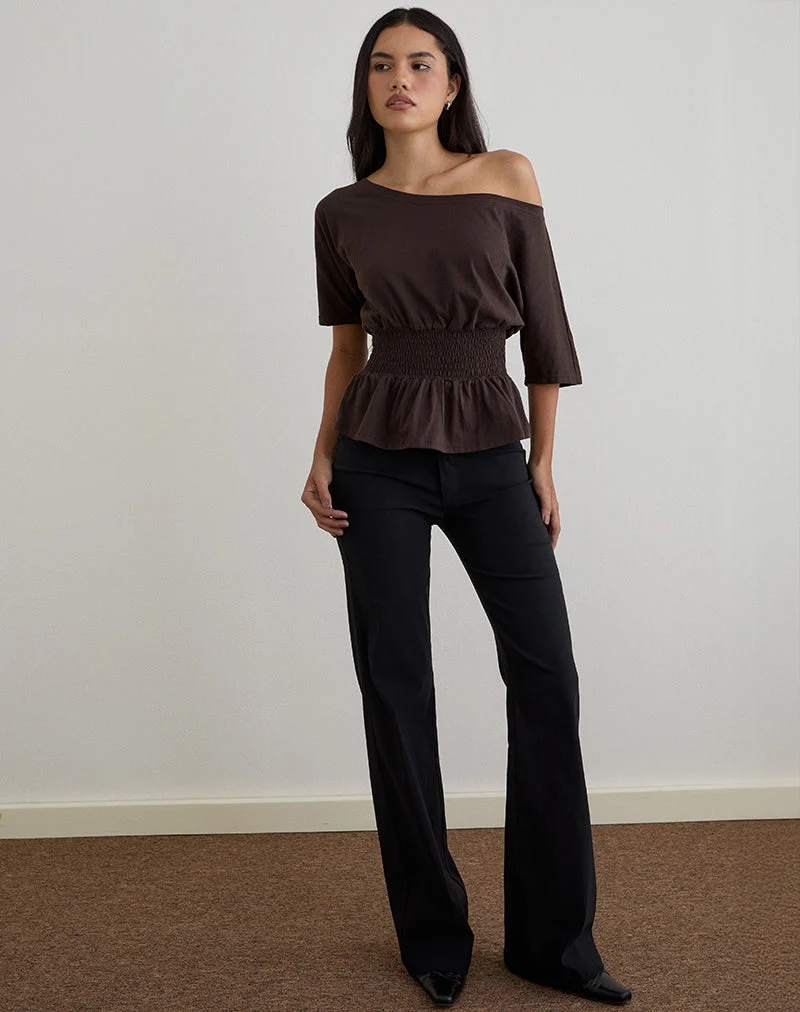 Domani Off the Shoulder Top in Chocolate (Top à épaules dénudées en chocolat)