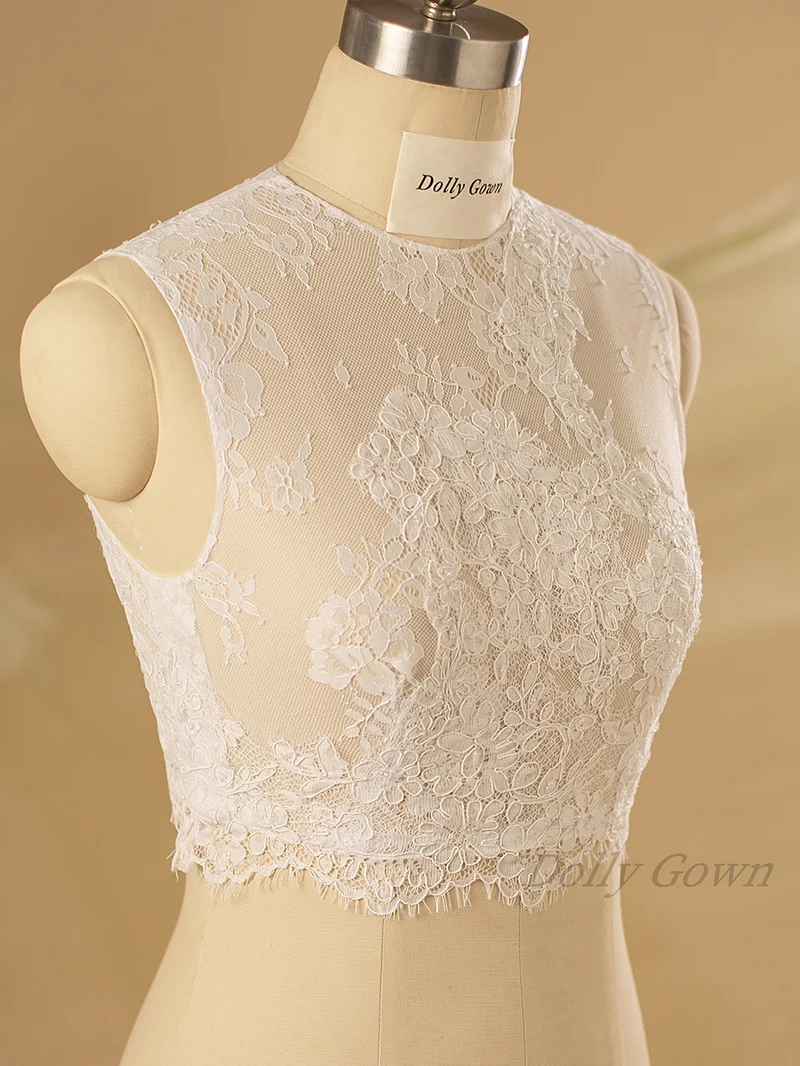 Hauts de mariée en dentelle sans manches à col haut Hsin