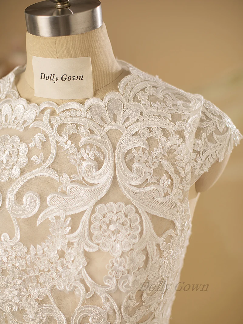 Haut de robe de mariée en dentelle à col haut Ingrid